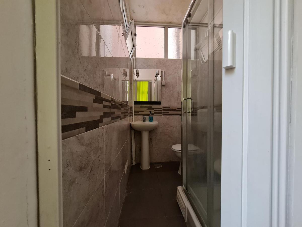 Shangri-La Hostel Anjos Lisboa Dış mekan fotoğraf