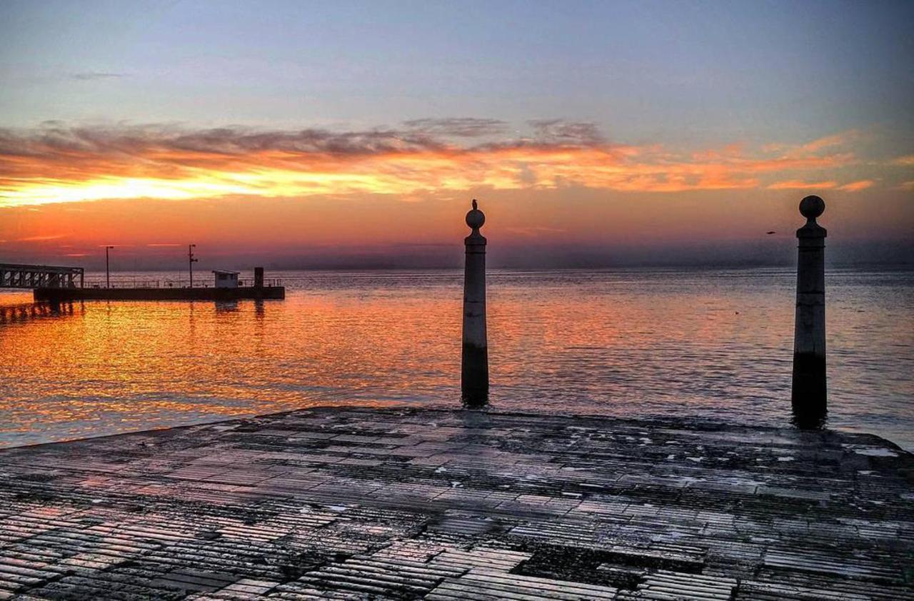 Shangri-La Hostel Anjos Lisboa Dış mekan fotoğraf